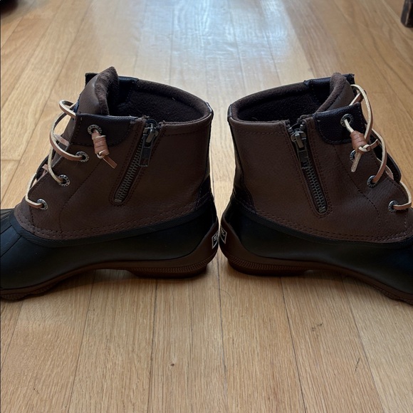 Sperry Shoes 7.5 LIKE NEW - Picture 5 of 5